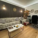 The Gg Luxury Apartment - Gledhow Gardens South Kensington By Wild Boutique Luxury Apartments