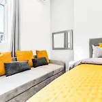 Lux Kensington 2Br Apt With Ac - Sleeps Up To 9