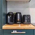 Last-Minute Escapes ! Limited Time L Exclusive Deal On 2 Bedroom, High Spec Luxury Flat By Finesse Stays Short Lets & Serviced Accommodation London With Free Wifi
