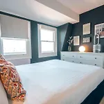 Luxury Flat In South Kensington