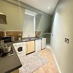 Affordable Apartment Near Central London