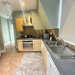 Affordable Apartment Near Central London