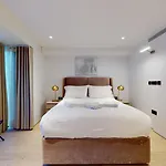 Large New York Style Loft Soho Apartment