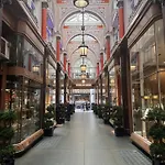 Bond Mayfair