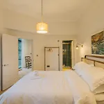 Lin Song House South London Garden Room Getaway