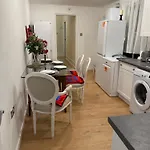 Compact And Friendly Price Room