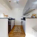 Charming And Bright Flat In Paddington!