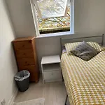 Redecorated Single Room With Shared Bathroom And Kitchen