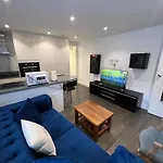 Lovely Chelsea Entire Apartment London City