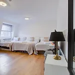Streathem Hotel