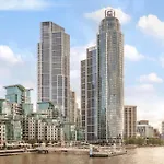 Riverside Balcony Apartments, 10 Minutes From Oxford Circus