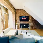 2 Bed Garden Flat- Highgate
