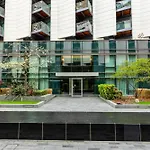 Luxury 1 Bedroom Canary Wharf Apt Couples & Work-Friendly