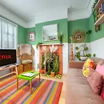 Claremont Apartment B - London