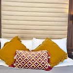 Maitrise Hotel