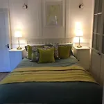 Authentic 3 Bed Historic House Soho, London