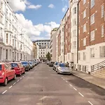 Stylish 2 Bed In Central London Near Hyde Park
