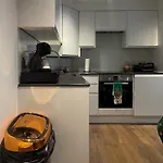 Mayfair 2 Beds Flat Near Bond Street, Opposite Selfridges On Oxford Street