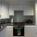 Mayfair 2 Beds Flat Near Bond Street, Opposite Selfridges On Oxford Street