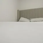 Spacious Room In Central