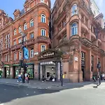 Flat For 4 In Piccadilly, Soho Vre