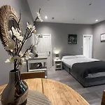 Double Room London