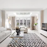 Stunning Knightsbridge 2Bed Flat!