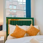 New Luxurious Stunning Block Apartments In Central London