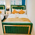New Luxurious Stunning Block Apartments In Central London
