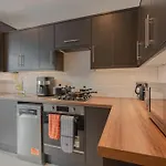 Putney Haven 3Bd 2 Bath Sleeps 8