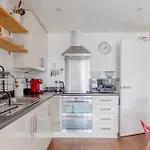 Modern & Ideally Located 2Bd Flat Heart Of Dalston