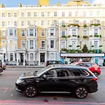 Chic 2 Bedrooms 2 Bathrooms At Kensington