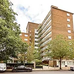City Relay Urban Charm Chelsea Apartment