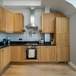 Captivating Flat In Fulham