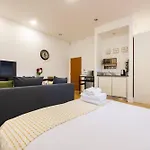 Wild Roses Serviced Apartments - Angel