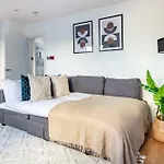 Fitzrovia - 1Br With Balcony Near Oxford Circus - Cityapartmentstay