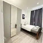 Beautiful Apartment Near Central London