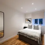 The Maddox - Serviced Apartments