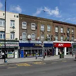Fully Furnished 2 Bedroom Apartment Canning Town Close To 02 Arena, Canary Wharf With Free Parking