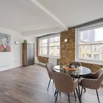 Large 1 Bedroom Studio In Old St