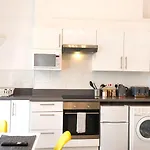 Big Studio With View To Park In Camden Kings Cross