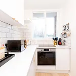 Charming Studio With Balcony In Putney, 5 Min Tube