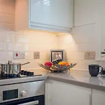 Covent Garden 2Br - Urban Chic Apartment