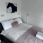 Top Floor 2Bed Flat