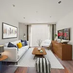 Sg, Charming Chelsea Balcony Suite
