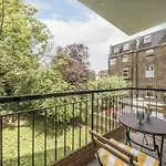 Bright Newly Refurbished Apartment