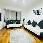 1 Bedroom Central London Flat