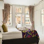 2 Bdr Mayfair & Selfridges Lux Pad