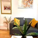 2 Bed Flat Near To Tower Bridge