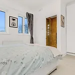Exclusive 4 Bedroom House In The Heart Of Hackney!